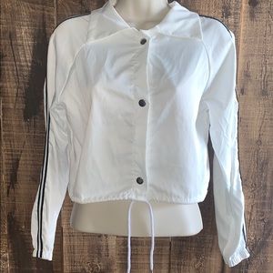 Romwe lightweight crop windbreaker size m